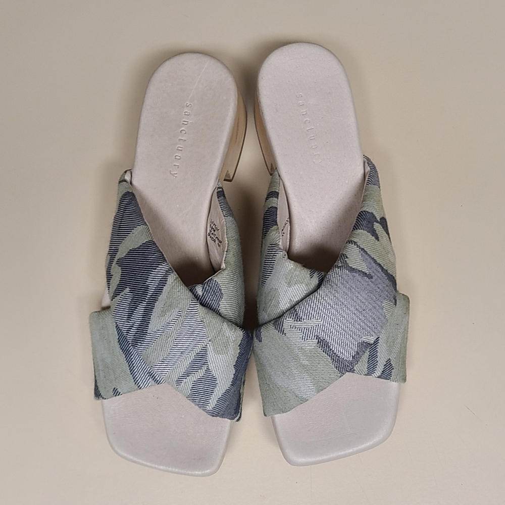 Sanctuary Lively Camo cross strap chunky block heel mule sandals size 6 1/2 - Picture 4 of 11
